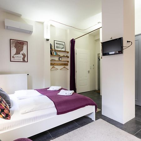 Paulay Deluxe Studio Apartment บูดาเปสต์ ภายนอก รูปภาพ